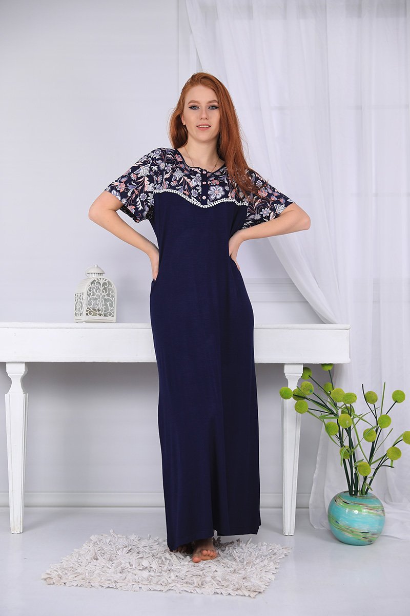 4T6A6005 A long nightgown with a floral print on the chest with buttons - Image 1