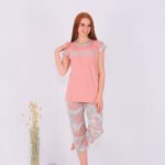 Quarter-sleeve Bermuda pajamas